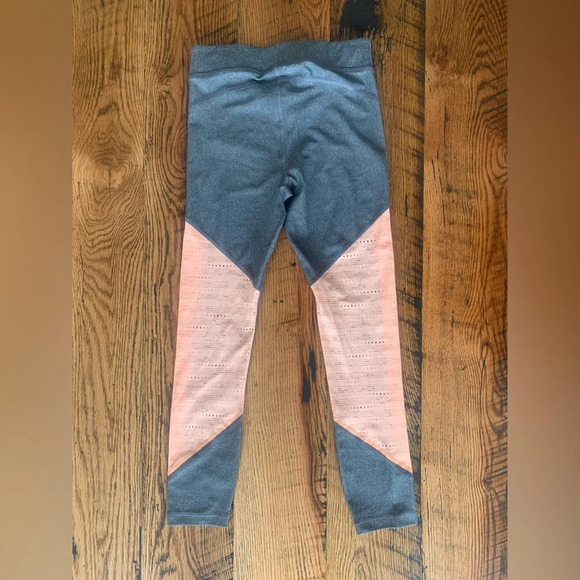 Under armour heat gear leggings - Picture 6 of 8